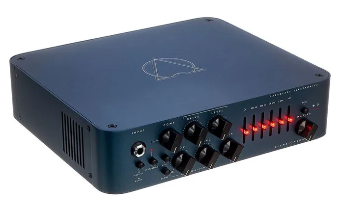 Darkglass Alpha·Omega 900 Bass Head, vue 3