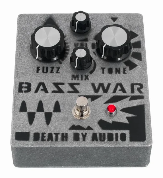 Death by Audio Bass War - Fuzz, vue 2