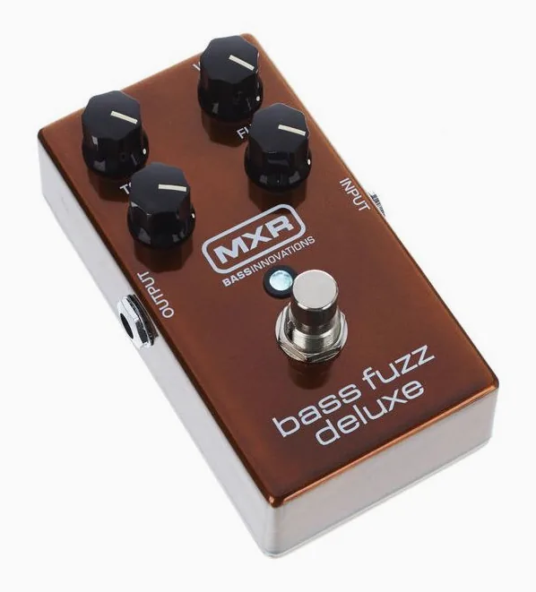 MXR M84 Bass Fuzz Deluxe, vue 3