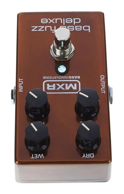 MXR M84 Bass Fuzz Deluxe, vue 4