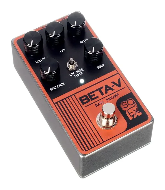 Solid Gold FX Beta V Bass Preamp, vue 3